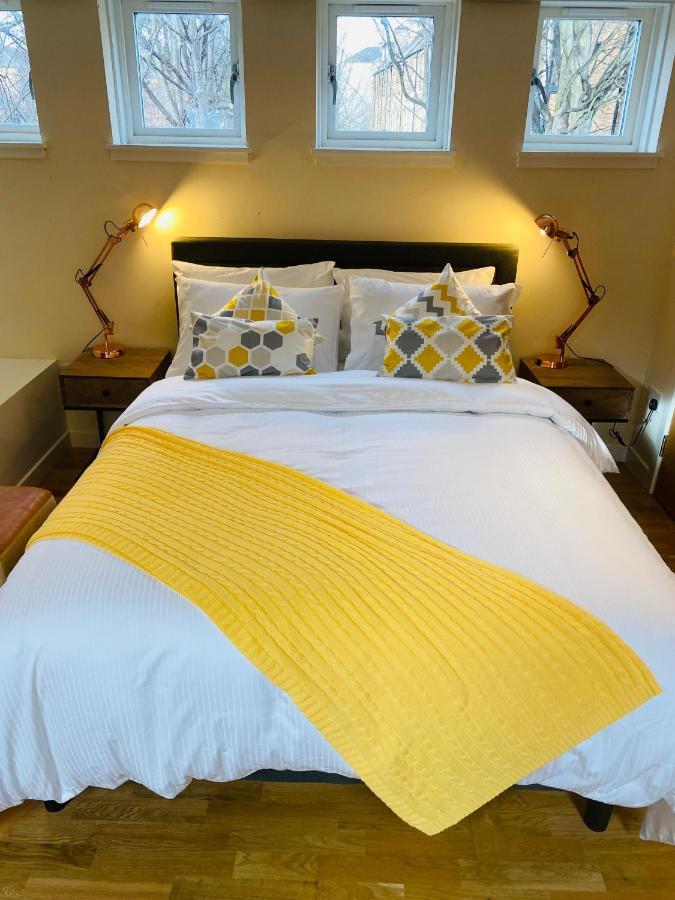 2 Bed 2 Bath With Private Parking Apartment Edinburgh Exterior photo