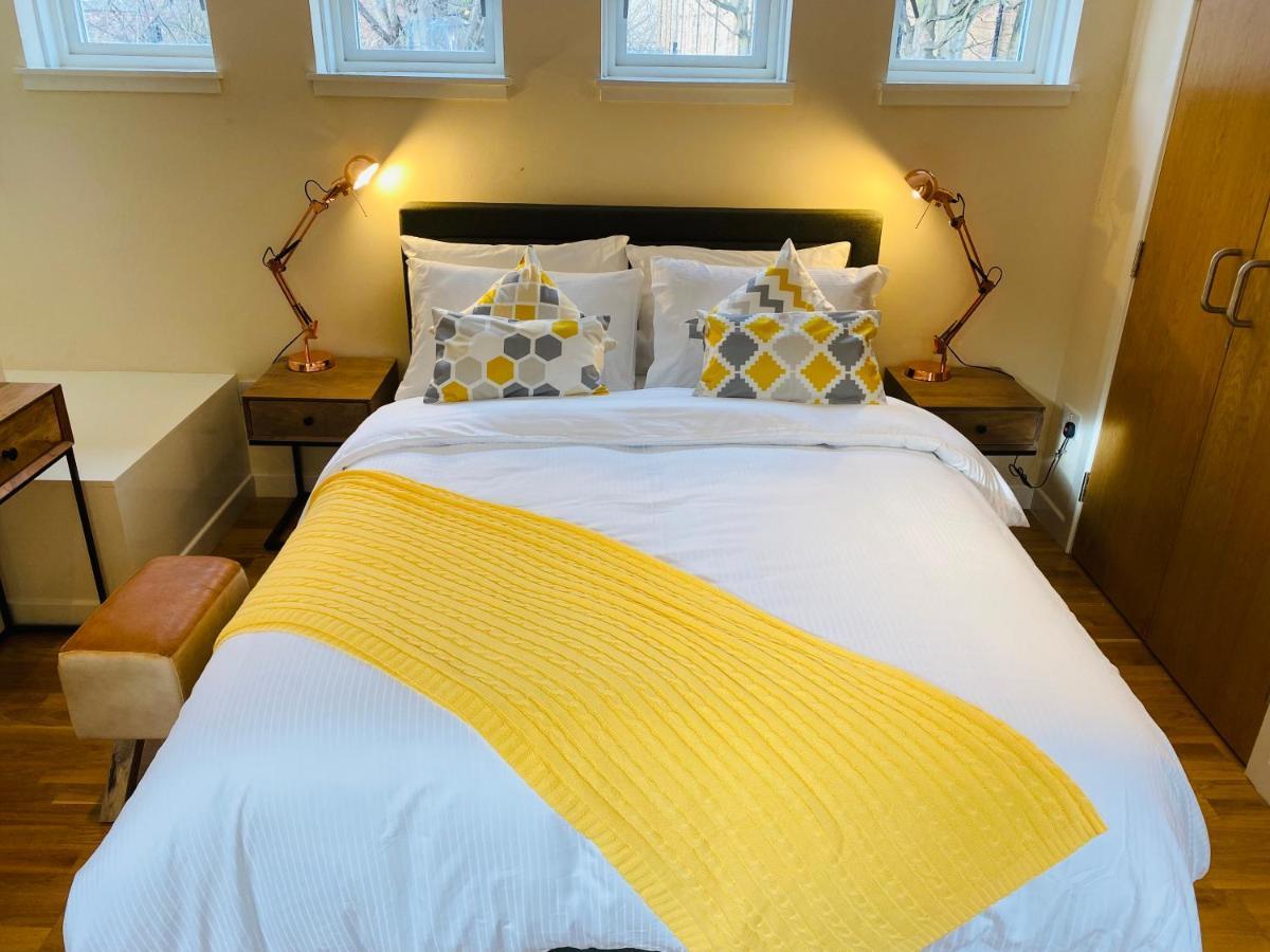 2 Bed 2 Bath With Private Parking Apartment Edinburgh Exterior photo