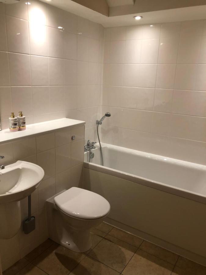 2 Bed 2 Bath With Private Parking Apartment Edinburgh Exterior photo