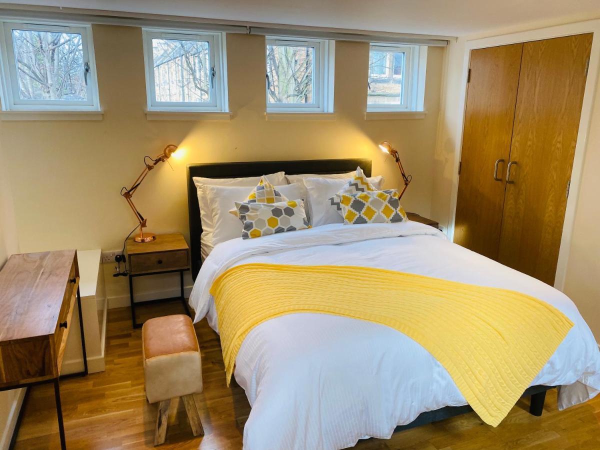 2 Bed 2 Bath With Private Parking Apartment Edinburgh Exterior photo